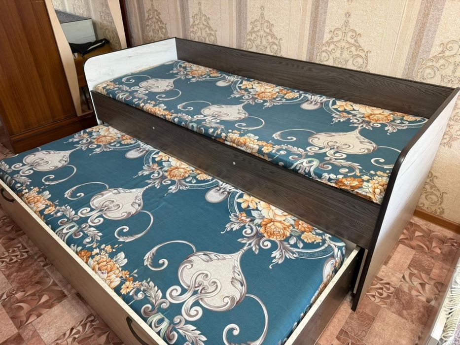 Продам подростковый кровать