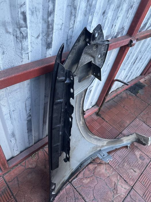 Aripa stanga Dacia Logan 2 2012/2013/2014/2015/2016/2017/2018