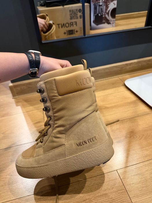 Обувки Moon Boots