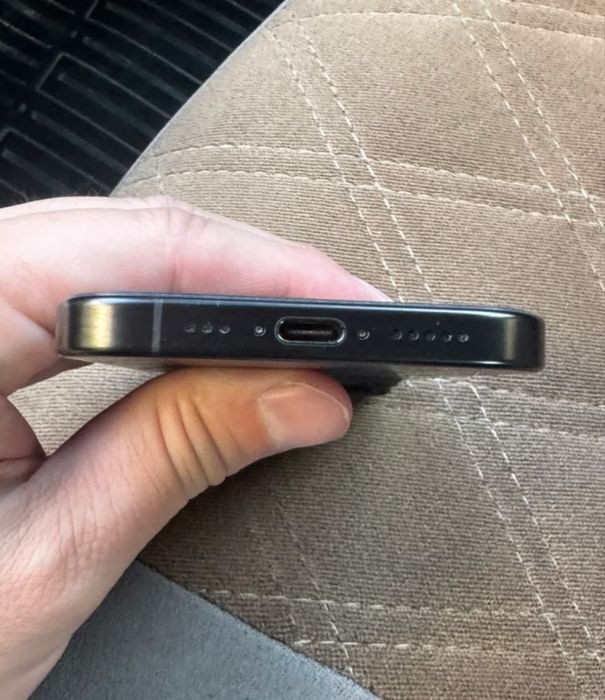 Продам iPhone 16 pro 512 Гб