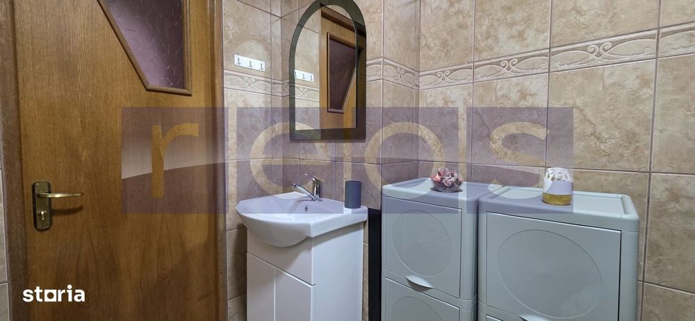 Vanzare 4 Camere Semidecomandat Centrala Tineretului