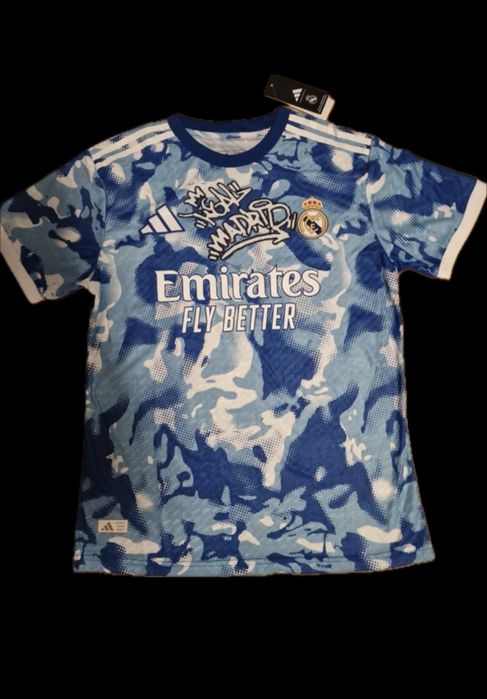 Tricou real madrid special