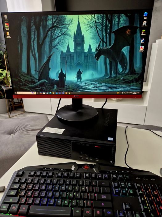 Sistem PC (unitate, tastatura, mouse,monitor)