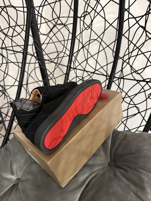 Christian Louboutin 39