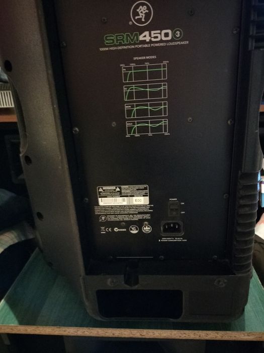 Boxa activa " Mackie Srm 450V3 " parțial Functionala.