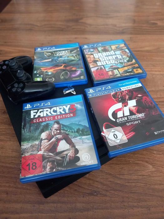 Playstation 4 pro + 4игри