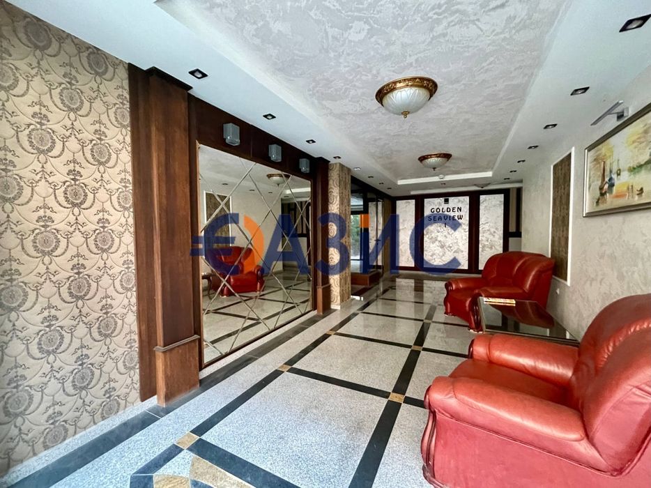 Продава се Двустаен апартамент в Поморие - 61 кв.м за 1968 €/кв.м - Снимка #11