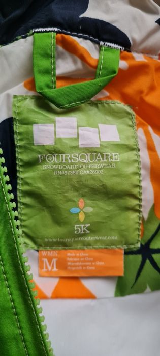 Продаётся лыжный комбинезонн