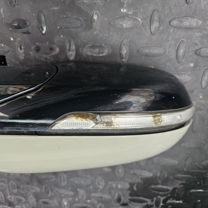 Дясно огледало Kia Niro