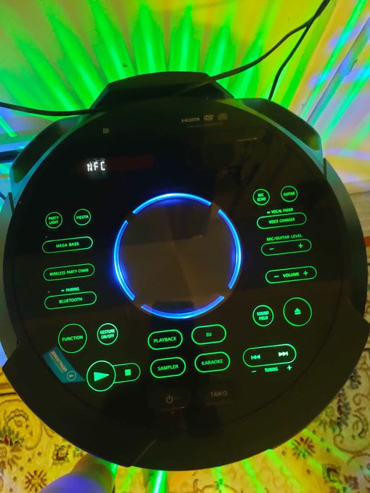 Продам музыкальный центр сони