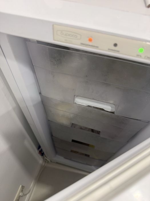 Морозильник  Бирюса