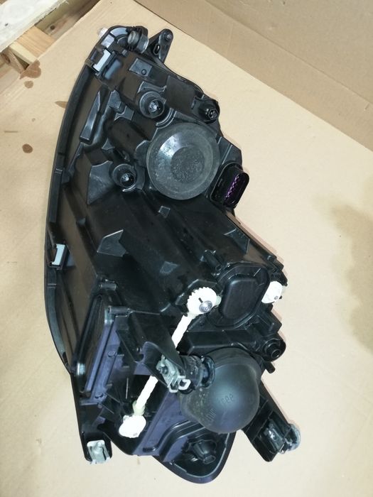 Faruri originale Wv Golf 7, 2017