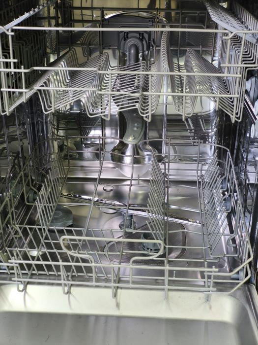 Продам Hansa посудомоечная машина