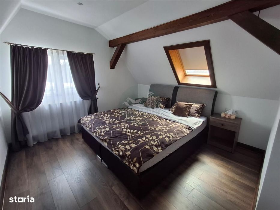 Casa individuala 4 camere 4 bai 250mp curte zona Piata Cluj
