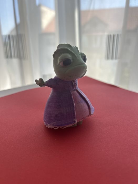 Figurina printata 3D Pascal din Rapunzel