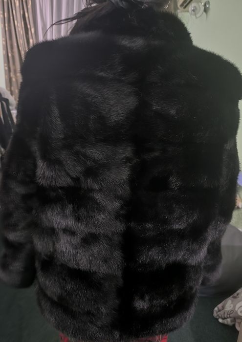 Продам норковую шубу