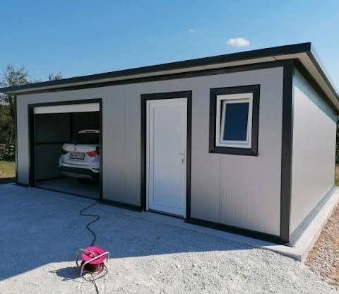 Executam garaje auto metalice cu panouri sandwich
