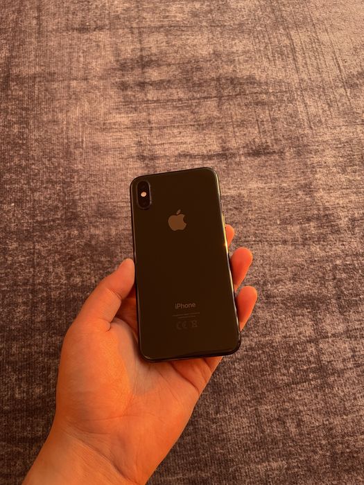 iPhone Xs 256gb 75% в идеальном состоянии