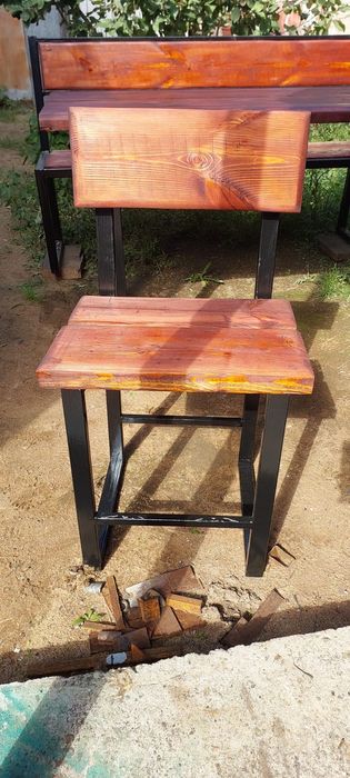 Продам садовую мебель из профтрубы и массива