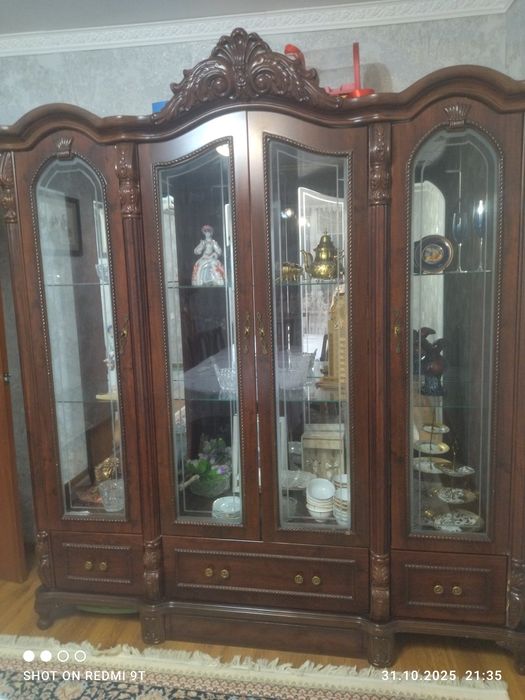 Современный Шкаф для посуды