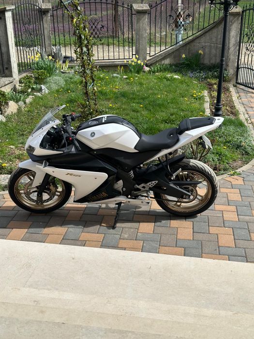 Yamaha yzf r125 A1