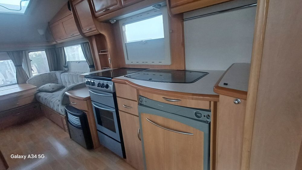 Vând rulota  cochman