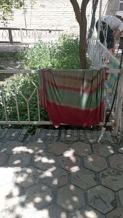 Коврик в хорошем состоянии