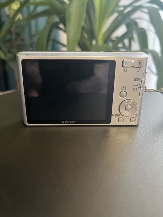 Sony CyberShot DSC- W530 14.1 MP