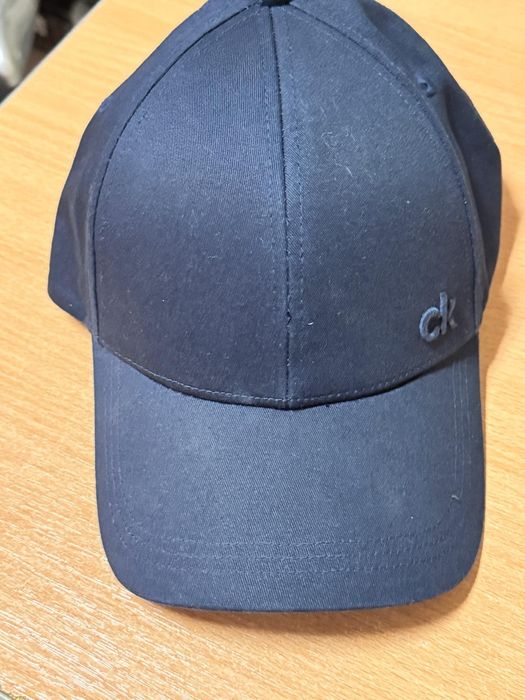 Vind Șapcă Calvin Klein