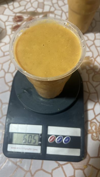 Қайнаған құрт сатылады.