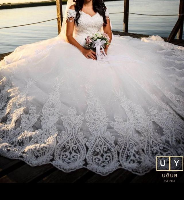 Булчинска рокля от турция