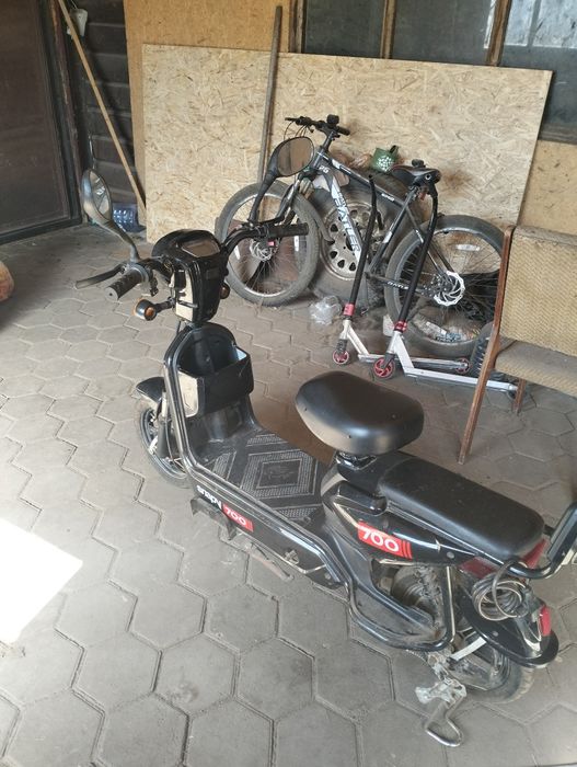 Электро мопед spany700