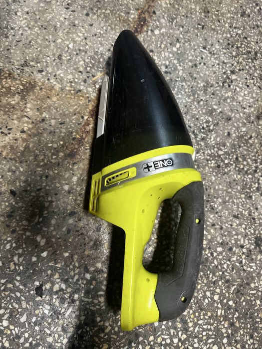 Комплект Ryobi чисто нови +подарък прахосмукачка.