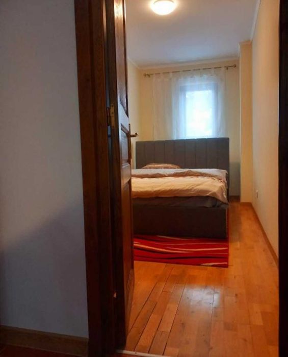 Inchiriez apartament 3 camere Sinaia ,Zona Ultracentrala