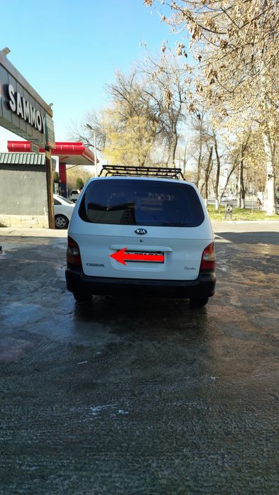 Kia Carnival sotiladi 1998-yil