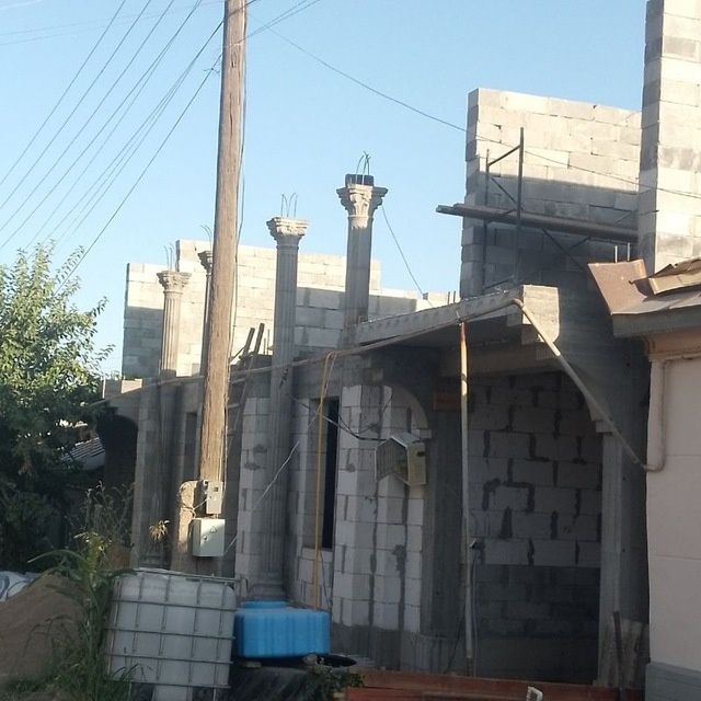 Noldan uy quramiz