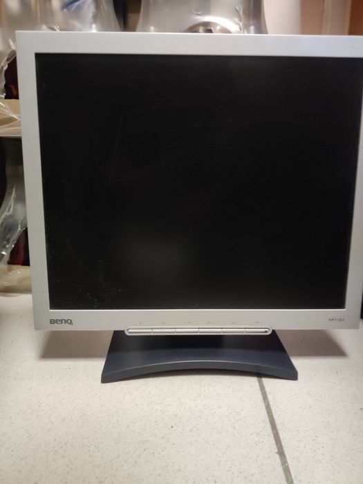 Продам мониторы на запчасти по 500