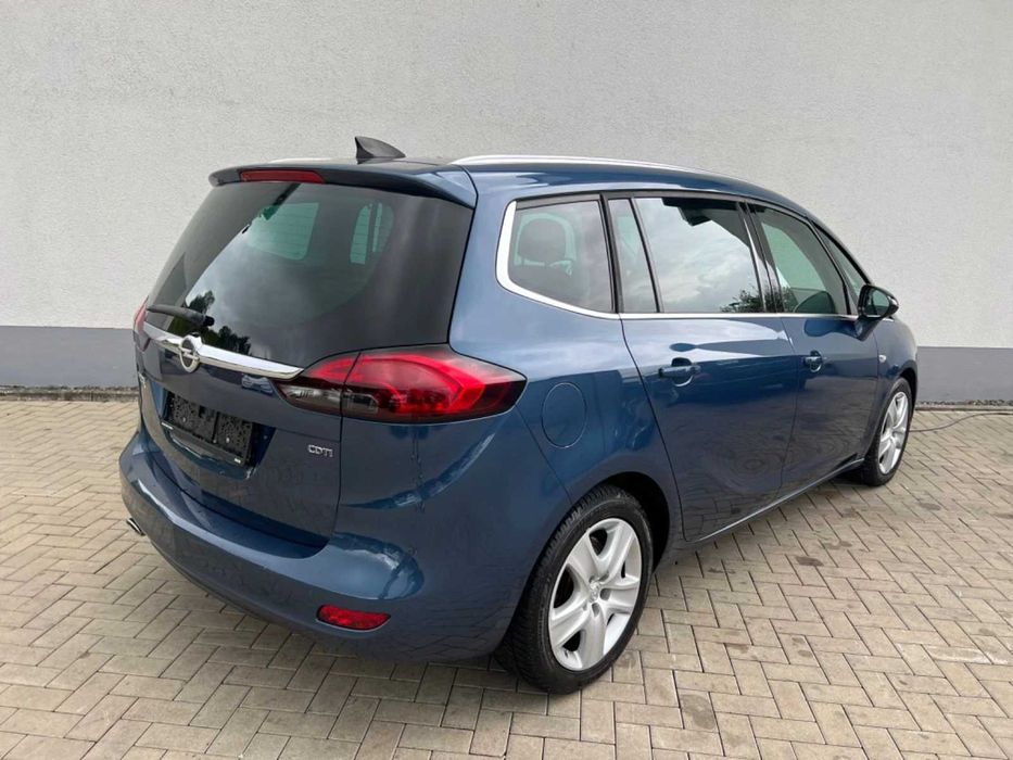 Продавам на части Опел Зефира 2015 година,1.4Т