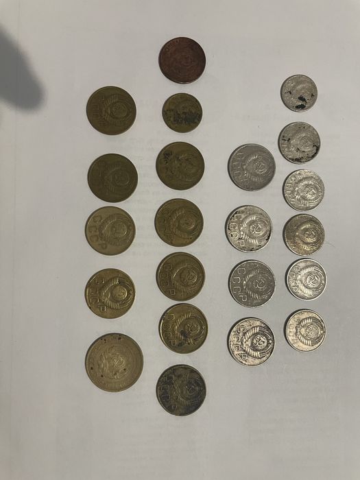 Продам монеты разные