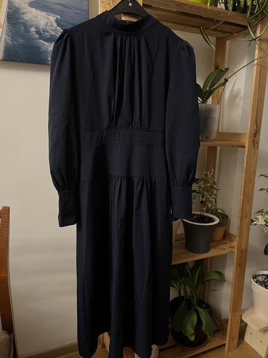 Платье нарядное 46 размер. Плотный шелк