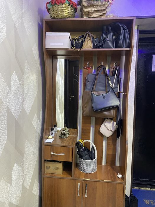 Шкаф для прихожей