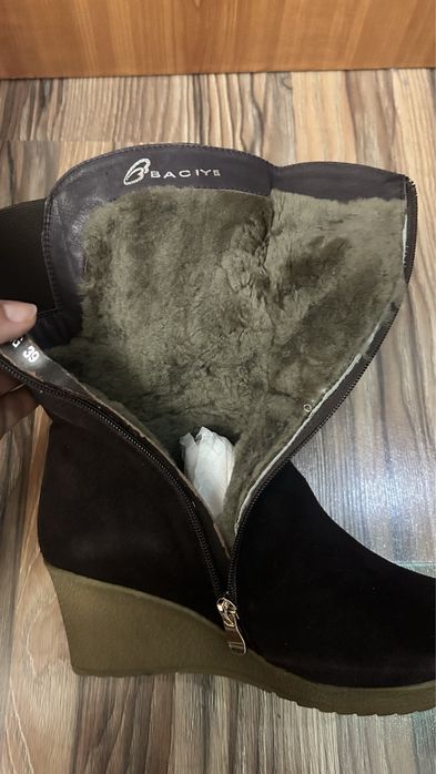 Продам наиуральные сапоги зима