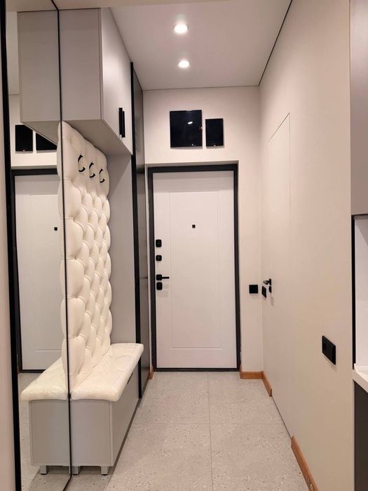 Vegas Tower Продается 1 комнатная квартира ремонт Шота Руставели