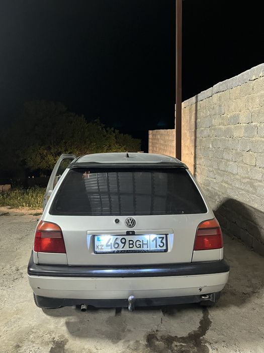 Volkswagen Golf.