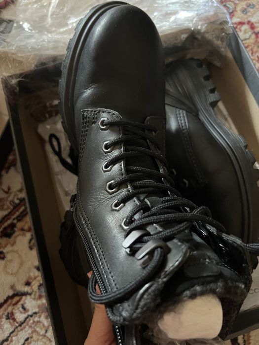 Кожаные зимние ботинки