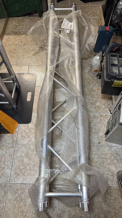 Ферма за осветление,Тотем