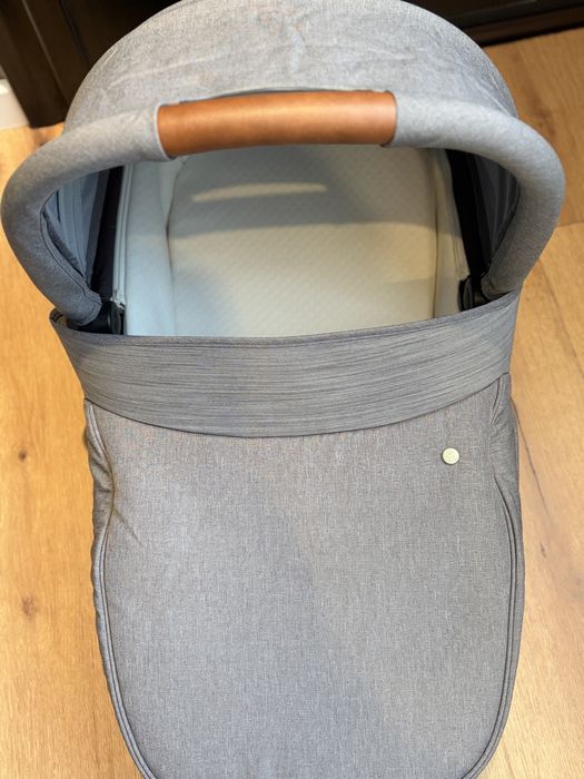 Зимен кош Cybex Kody Pure Lux + зимно чувалче