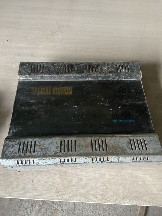 Продам для авто уселитель и колонки