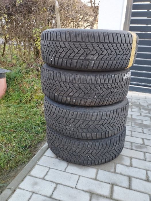 Anvelope iarna cu jante tabla R16