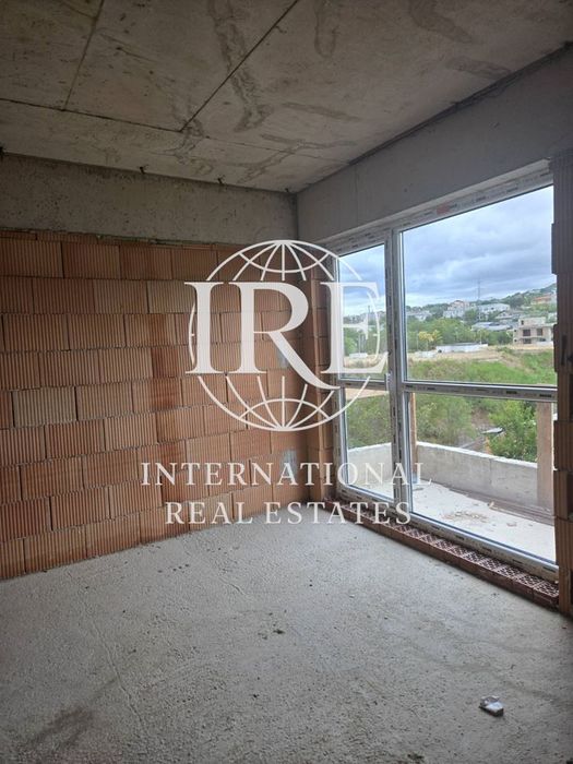 Продава се Двустаен апартамент в Варна, Изгрев - 93 кв.м за 1183 €/кв.м - Снимка #10